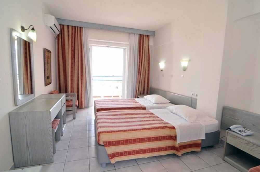Fourtounis Hotel Kéfalos Eksteriør billede