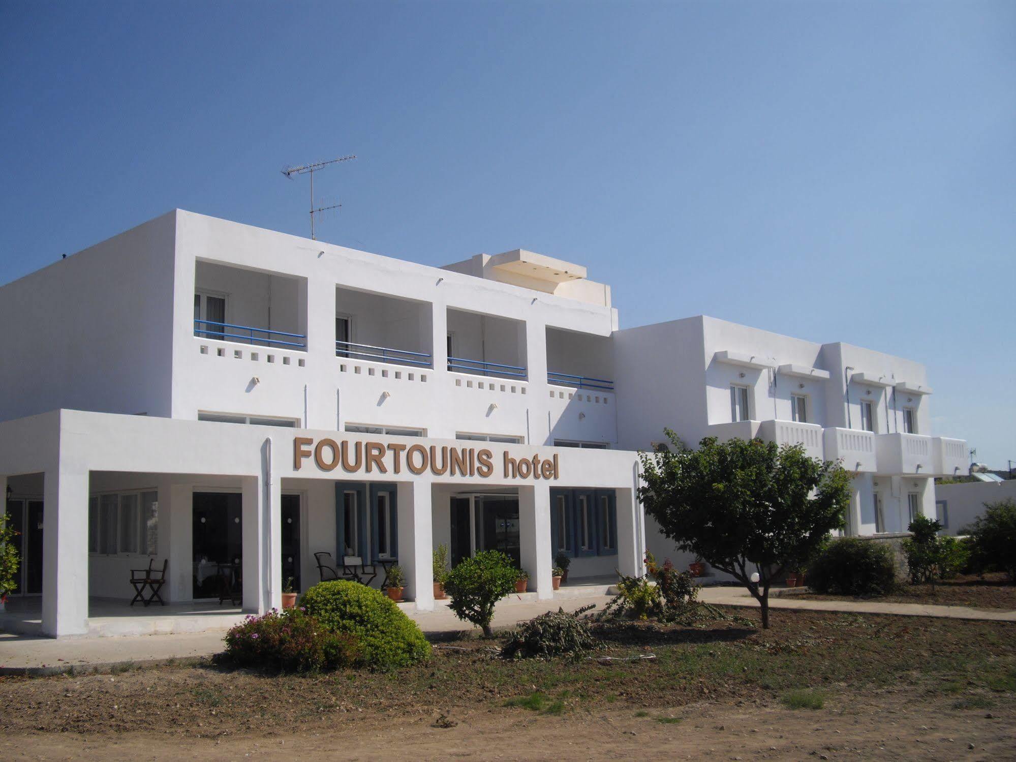 Fourtounis Hotel Kéfalos Eksteriør billede